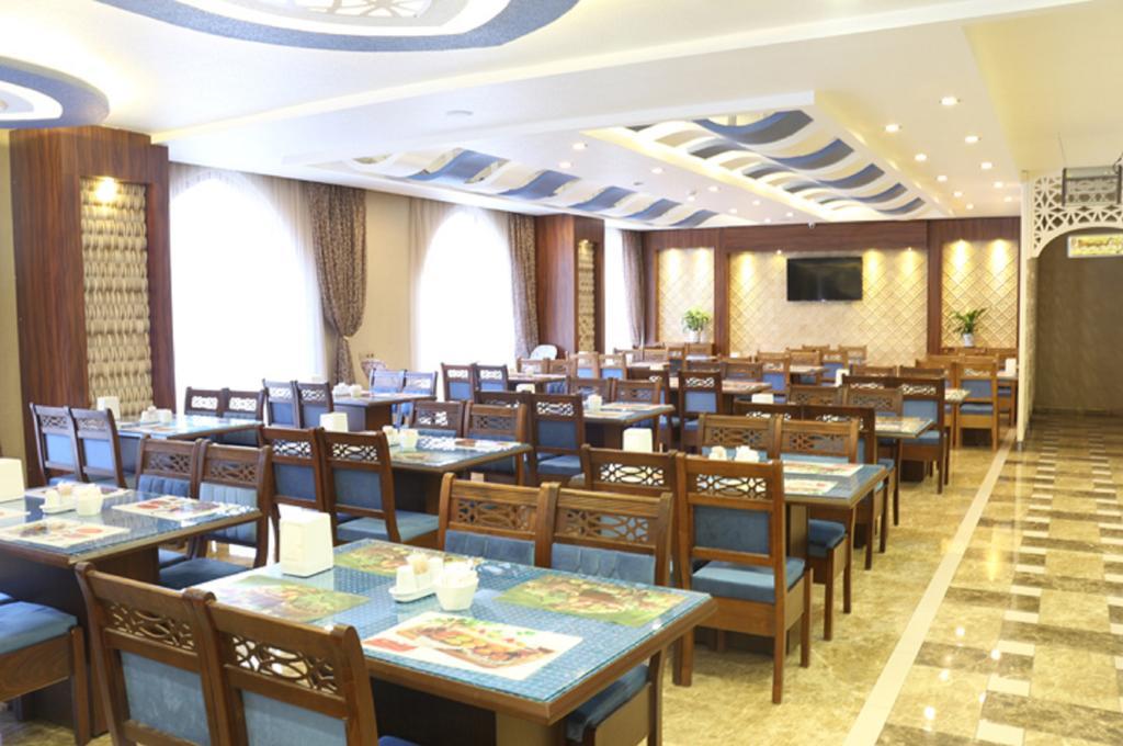 Mesnevi Hotel Коня Екстериор снимка